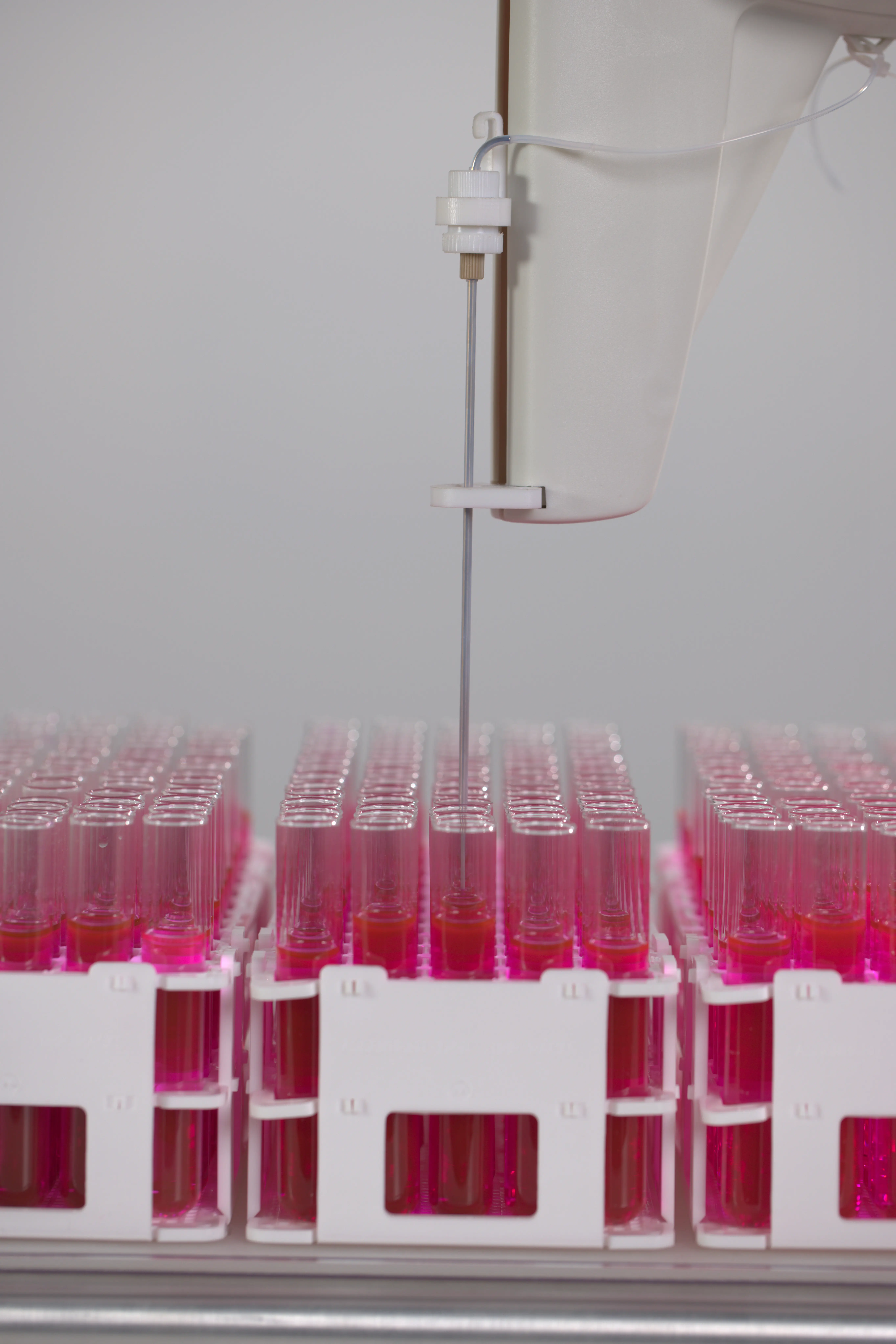 Brooks AIM3300 Autosampler for automated liquid sampling